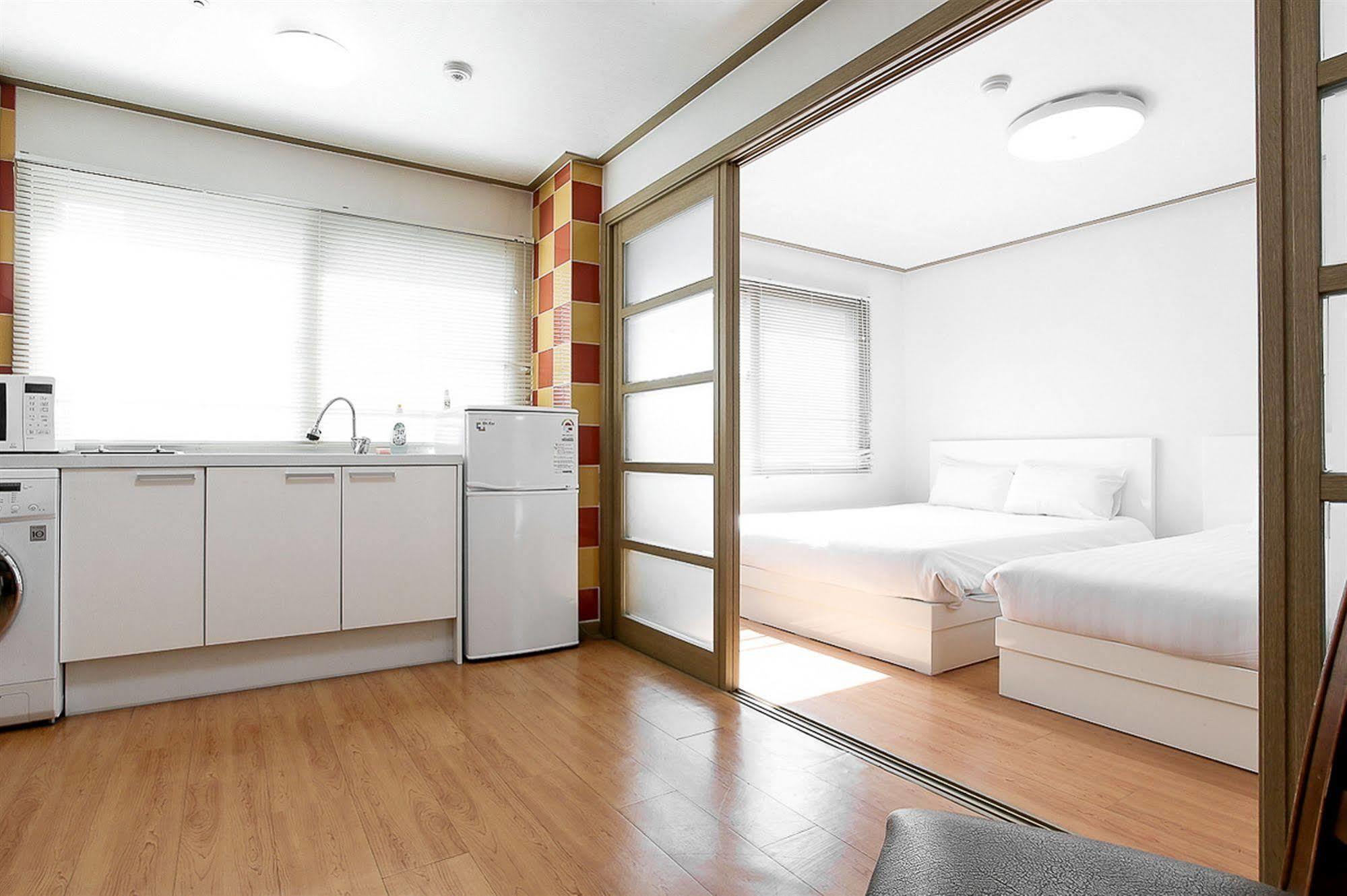 Blooming House Residence Сеул Екстериор снимка