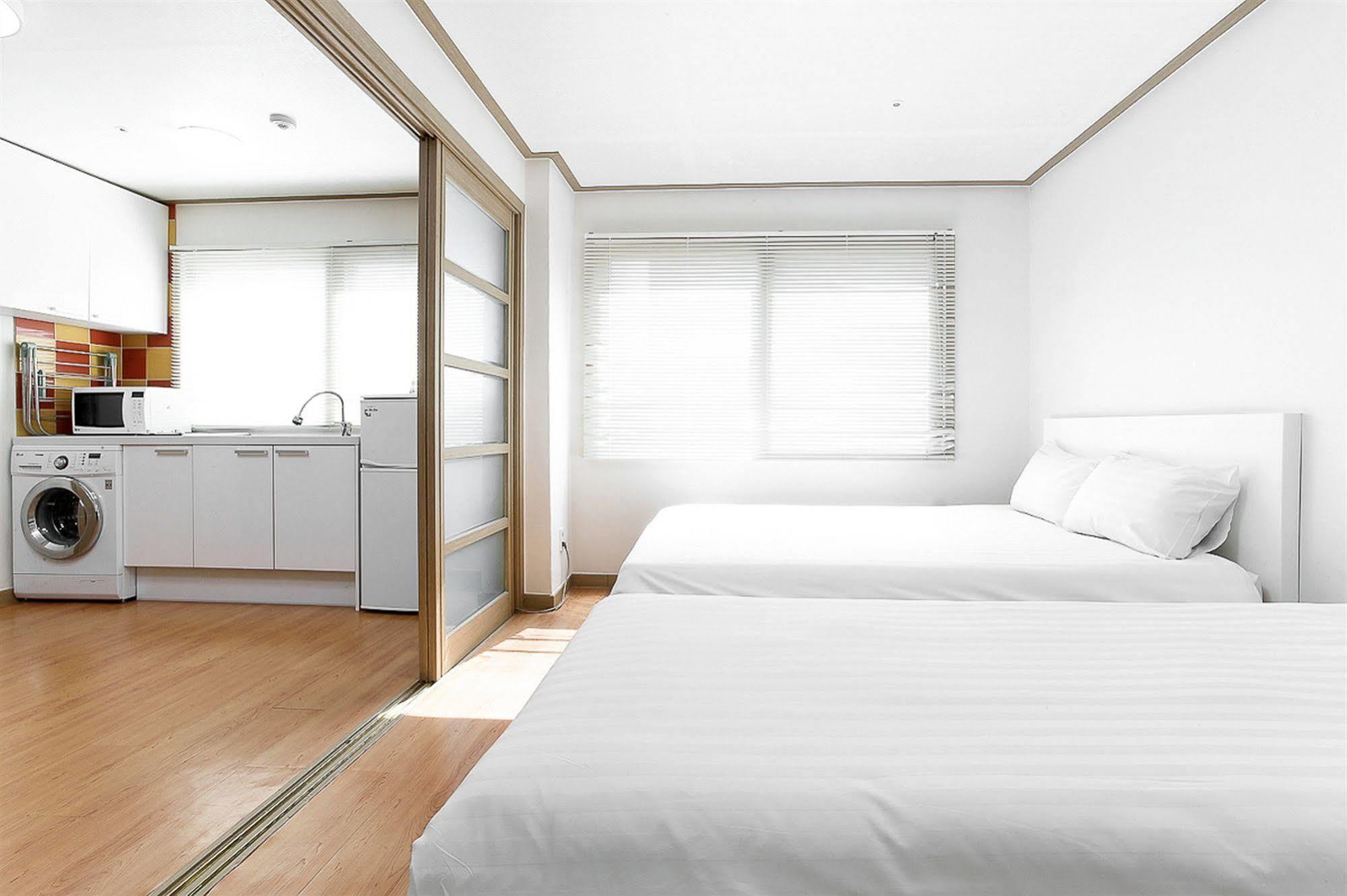 Blooming House Residence Сеул Екстериор снимка