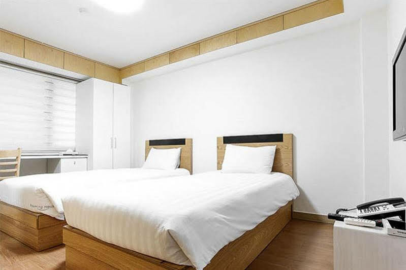 Blooming House Residence Сеул Екстериор снимка